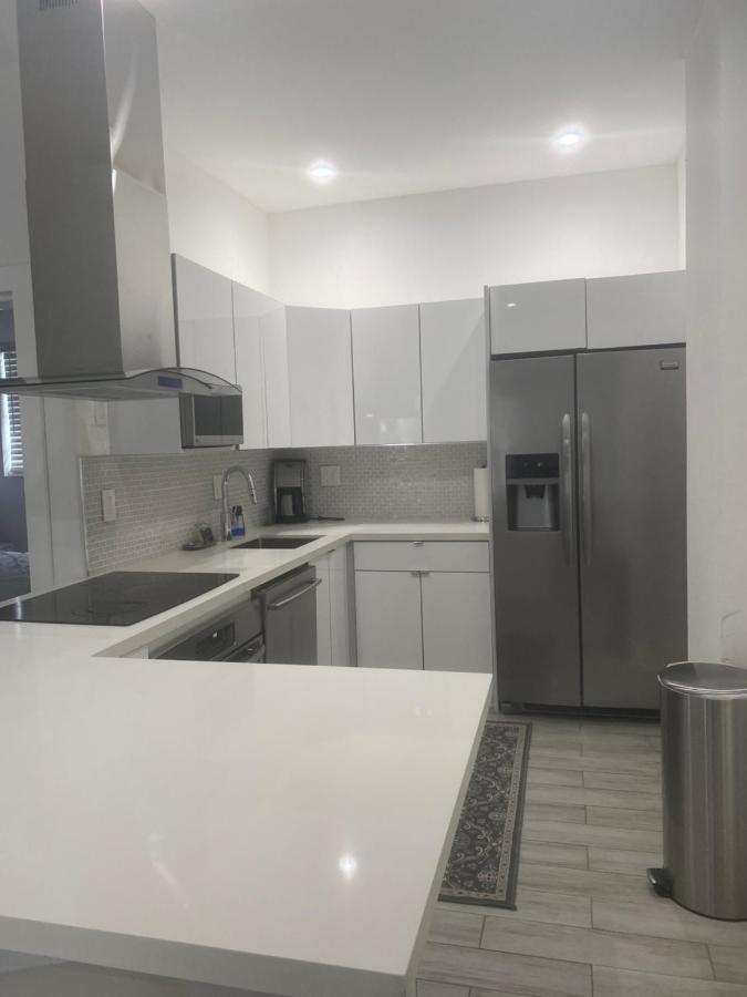Modern & New,Excellent Location Miami Apartman Kültér fotó